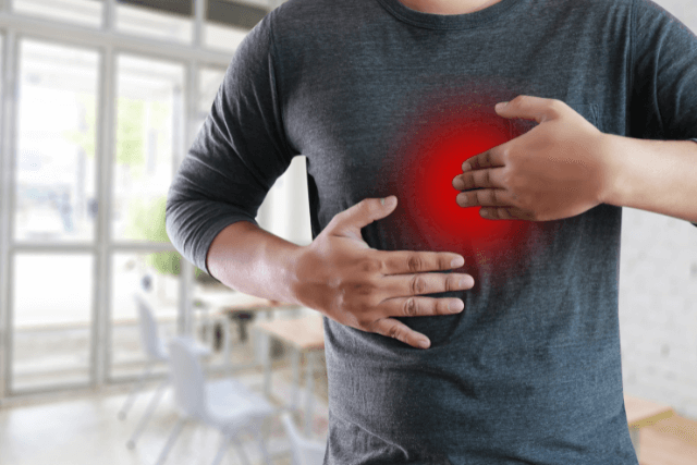 Chest pain as a symptom of acid reflux
